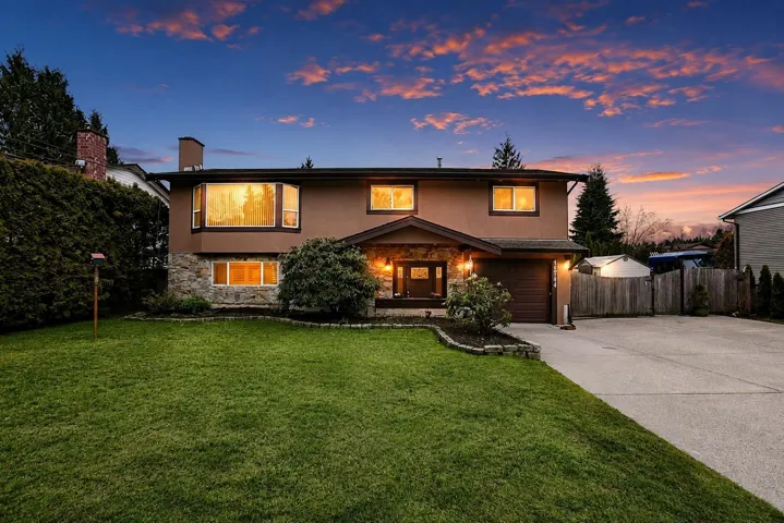 19714 36 AVENUE, Langley, British Columbia V3A7G1