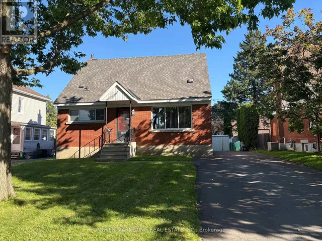 535 DUNBRACK STREET, Ottawa, Ontario K1K1J4