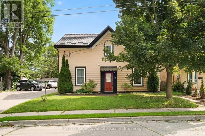 12 FOSTER AVENUE, Guelph (Downtown), Ontario N1H3B3