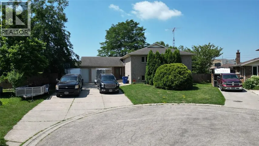 124 PADDOCK ROAD, Wallaceburg, Ontario N8A4Y3