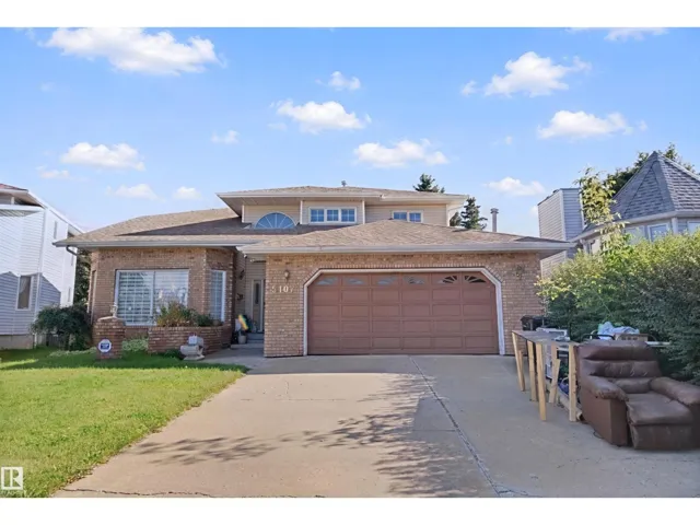 5107 17 AV NW, Edmonton, Alberta T6L1X6