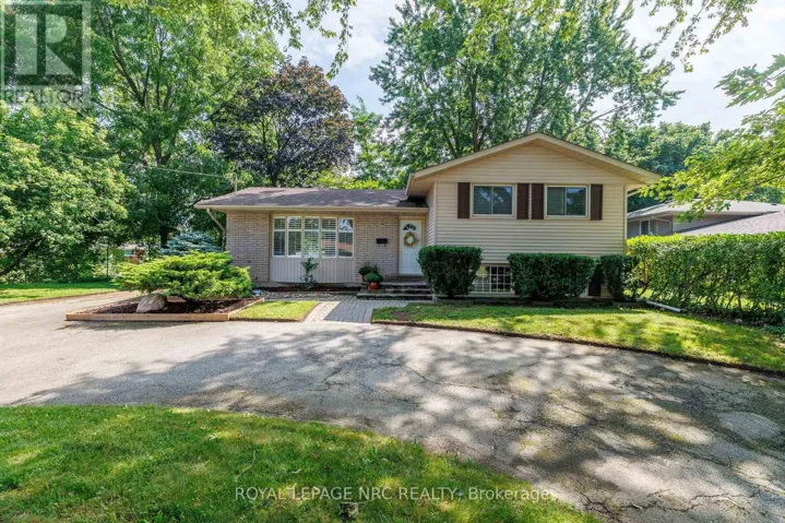 206 PARNELL ROAD, St. Catharines (Vine/Linwell), Ontario L2M1V6