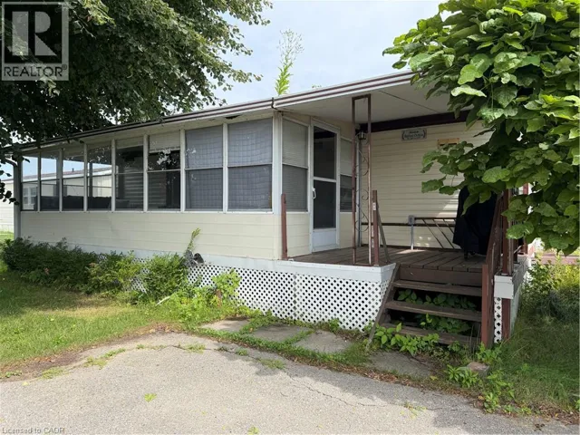 92 CLUBHOUSE Road Unit# 35, Turkey Point, Ontario N0E1T0