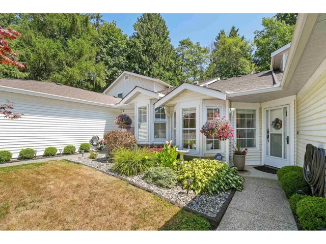 21 6537 138 STREET, Surrey, British Columbia V3W0C3