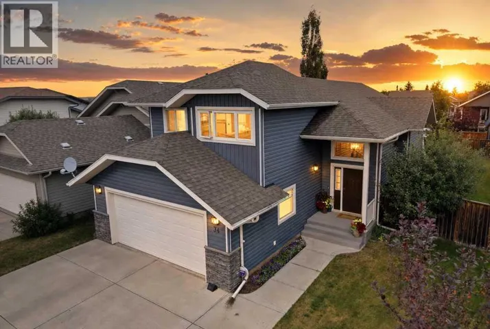 34 Bowman Circle, Sylvan Lake, Alberta T4S0H9