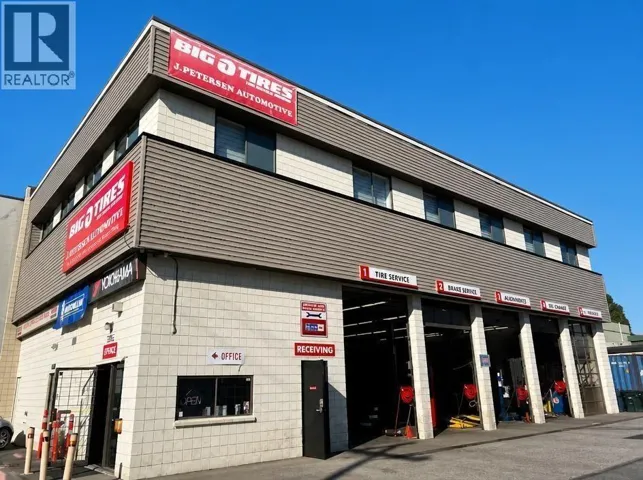 7380 GILLEY AVENUE, Burnaby, British Columbia V5J4X5