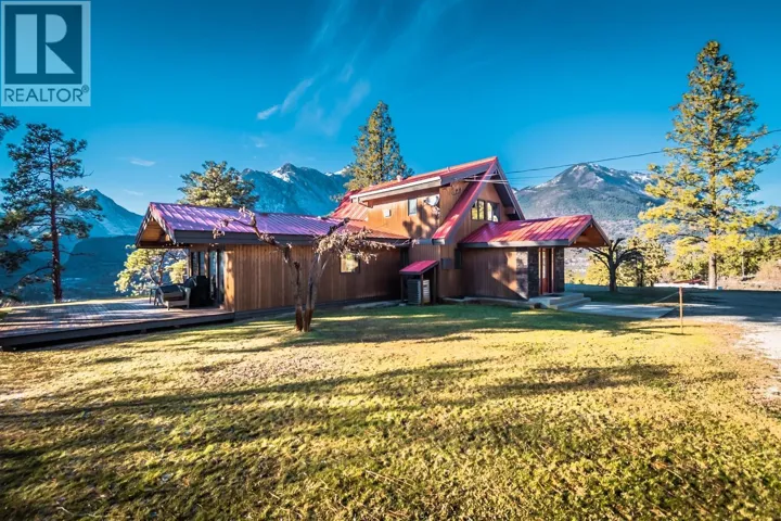 150 Pine Ridge Road, Lillooet, British Columbia V0K1V0