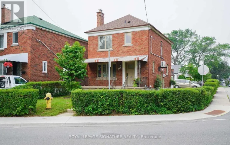 1076 GREENWOOD AVENUE, Toronto (Danforth Village-East York), Ontario M4J4E3
