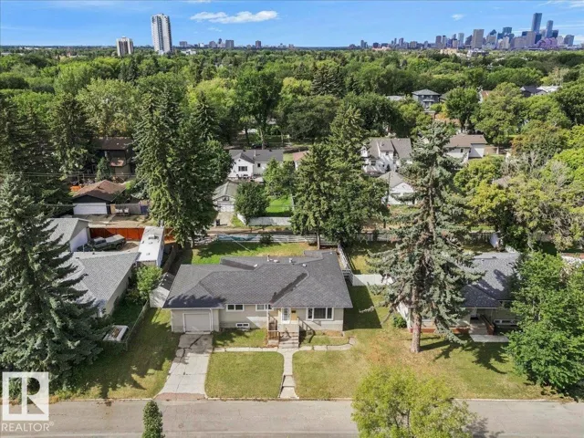 9228 75 ST NW, Edmonton, Alberta T6C2H4