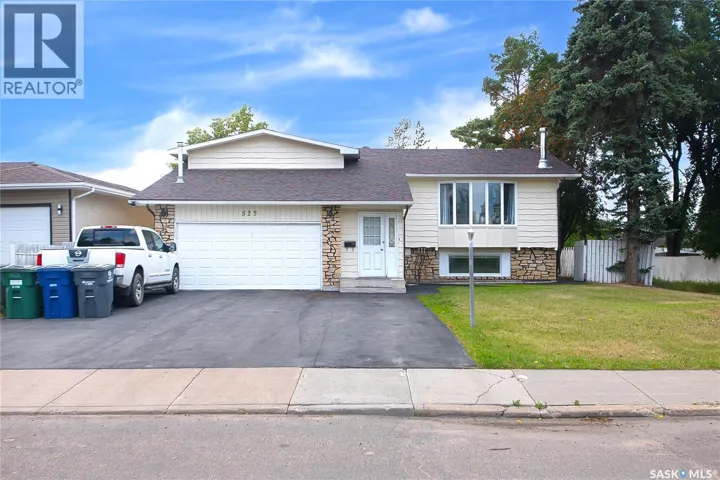 823 northumberland AVENUE, Saskatoon, Saskatchewan S7L3W3