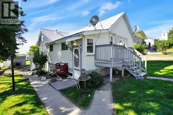 5020 51 Street, Rocky Mountain House, Alberta T4T1E2