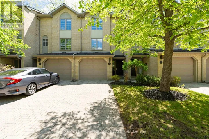 4 - 1399 COMMISSIONERS ROAD W, London South (South B), Ontario N6K4G9