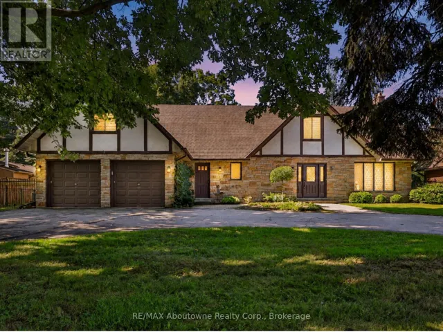 30 BIRKBANK DRIVE, Oakville (FD Ford), Ontario L6J4Y9