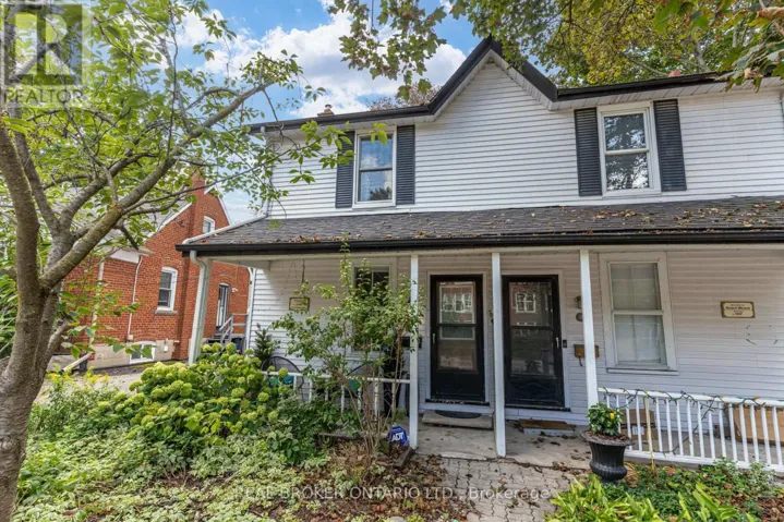 30 ELIZABETH STREET S, Richmond Hill (Mill Pond), Ontario L4C3V4