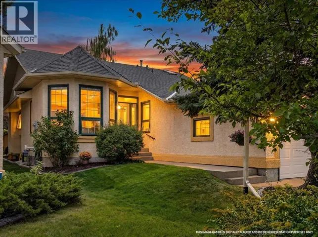 95 Sunlake Close SE, Calgary, Alberta T2X3H2