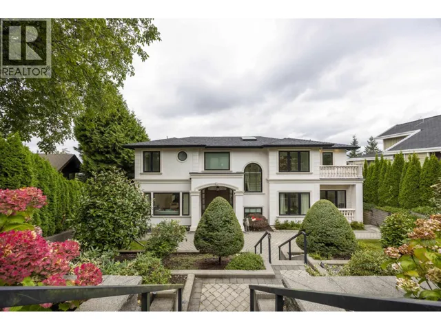 5111 HARBOUR VIEW ROAD, Burnaby, British Columbia V5B1C9