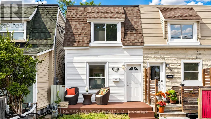 16 QUEENSDALE AVENUE, Toronto (Danforth Village-East York), Ontario M4J1X9