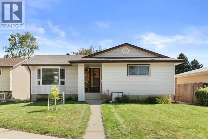 2335 Porter Place SE, Medicine Hat, Alberta T1B1E4