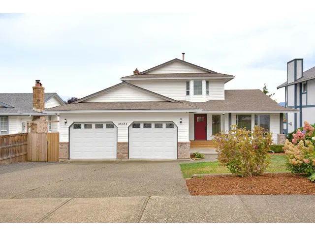 35454 STAFFORD DRIVE, Abbotsford, British Columbia V3G2C7