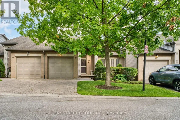 11 - 270 NORTH CENTRE ROAD, London North (North R), Ontario N6G5E2