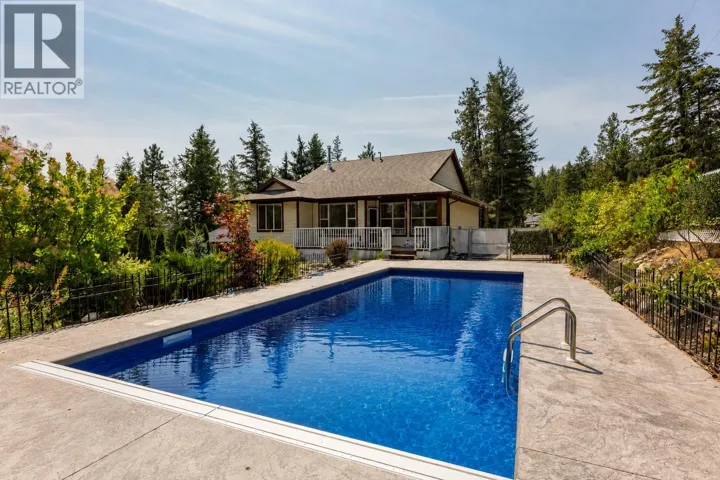 750 Firwood Road, Kelowna, British Columbia V1Z3V5