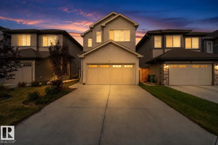 9232 224 ST NW NW, Edmonton, Alberta T5T7L9