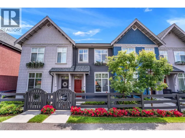 144 3529 BAYCREST AVENUE, Coquitlam, British Columbia V3B0S3