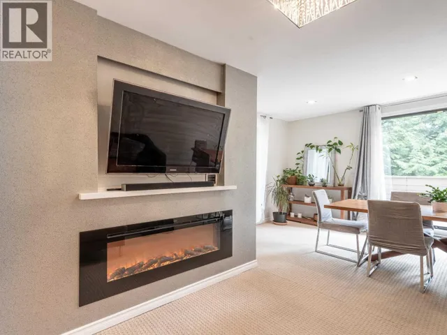 201 9152 SATURNA DRIVE, Burnaby, British Columbia V3J7K2