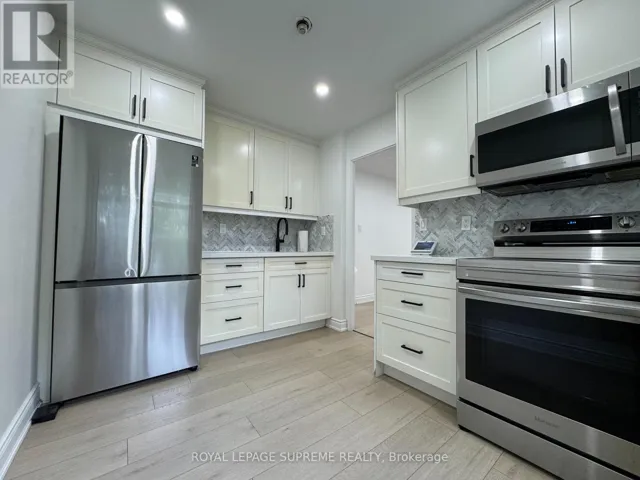26 - 91 MUIR DRIVE, Toronto (Scarborough Village), Ontario M1M3T7