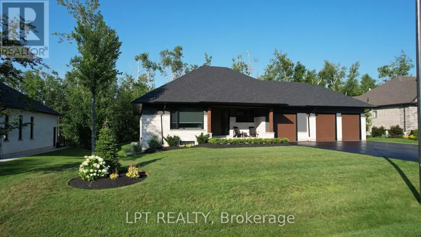 15 BYERS STREET, Springwater (Snow Valley), Ontario L9X2A3