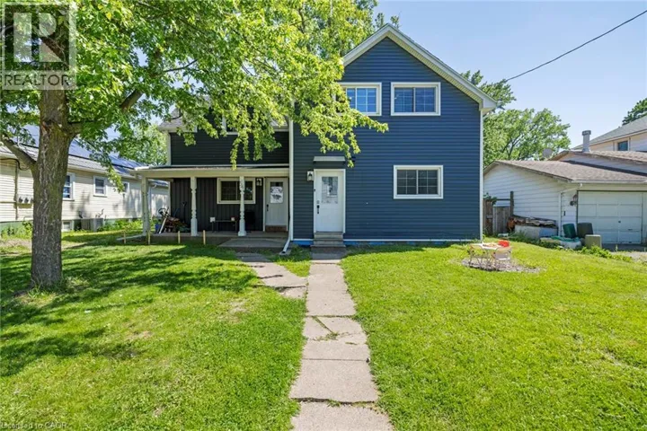 54 E CHESTNUT Street E, St. Catharines, Ontario L2T1H1