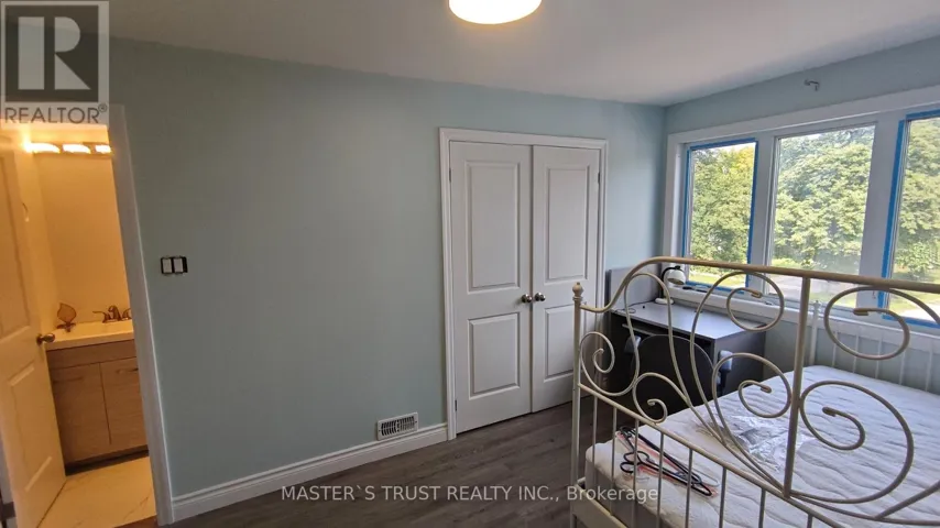 55 APACHE TRAIL, Toronto (Pleasant View), Ontario M2H2H7