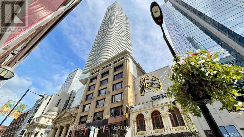 1701 - 197 YONGE ST STREET, Toronto (Church-Yonge Corridor), Ontario M5B0C1