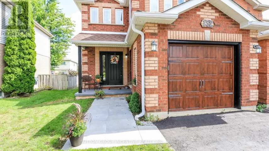 152 JULIA CRESCENT, Orillia, Ontario L3V7W8