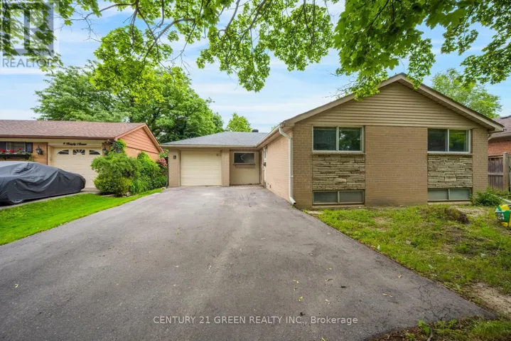 11 BURGBY AVENUE, Brampton (Northwood Park), Ontario L6X2G7