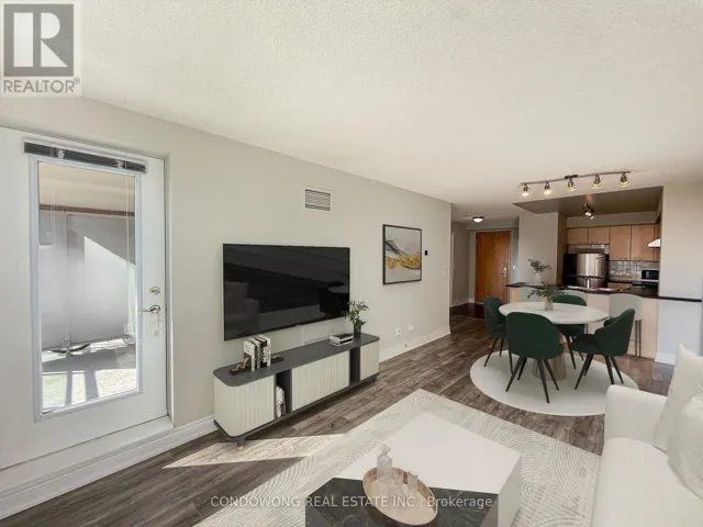 318 - 62 SUNCREST BOULEVARD, Markham (Commerce Valley), Ontario L3T7Y6