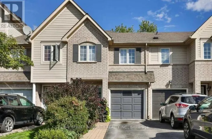 2054 GLENHAMPTON ROAD, Oakville (WM Westmount), Ontario L6M3T9