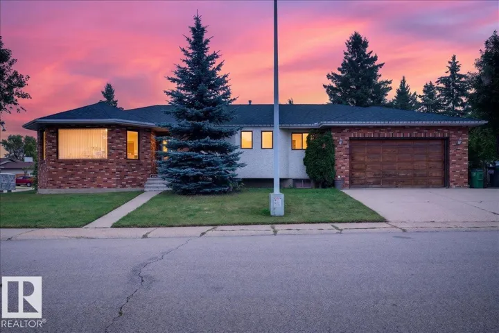 2907 49 ST NW, Edmonton, Alberta T6L6B7
