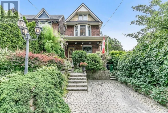 UPPER - 91 IVY AVENUE, Toronto (South Riverdale), Ontario M4L2H8