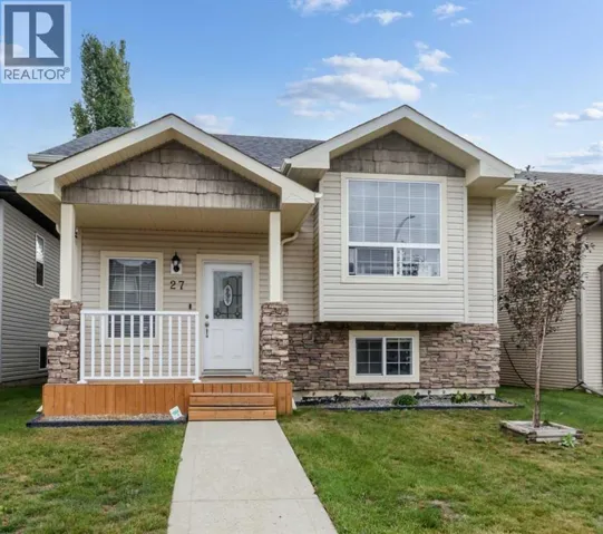 27 Vickers Close, Red Deer, Alberta T4R0E6