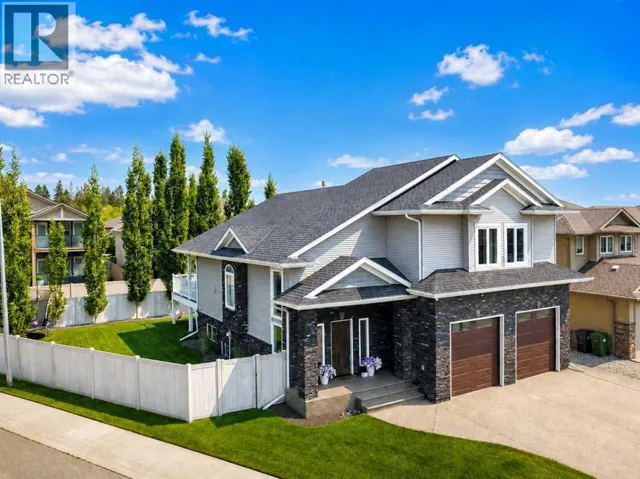 25 Grove Close, Red Deer, Alberta T4P0P4