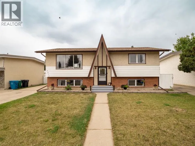 2010 20th Street N, Lethbridge, Alberta T1K4B4