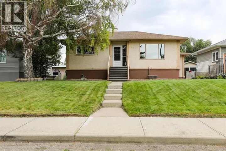 625 10 Street N, Lethbridge, Alberta T1H2E1