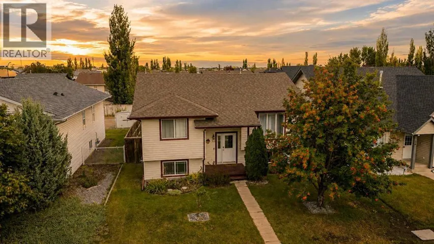 30 Kirkland Close, Red Deer, Alberta T4P4A3