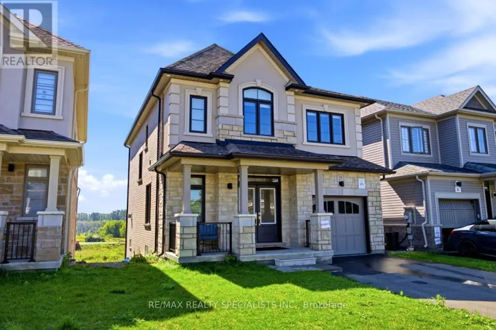 27 SALMON CRESCENT, Clarington (Newcastle), Ontario L1B1L9