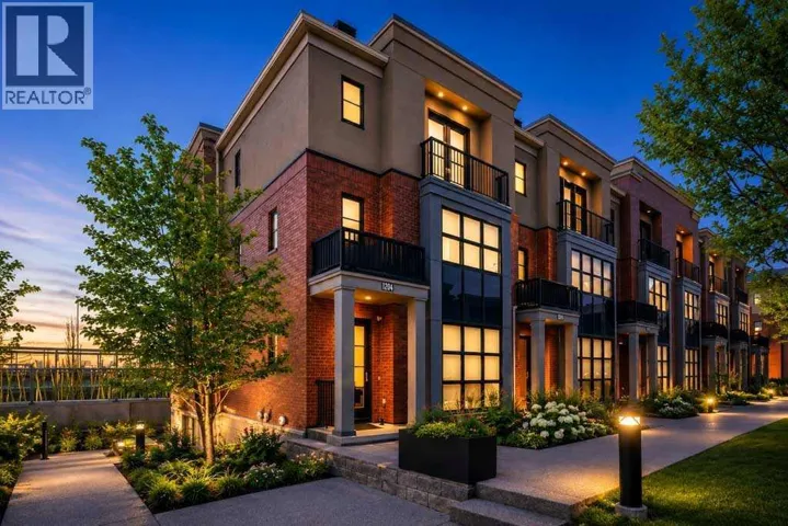 701 Aspen Meadows Hill SW, Calgary, Alberta T3H0G4