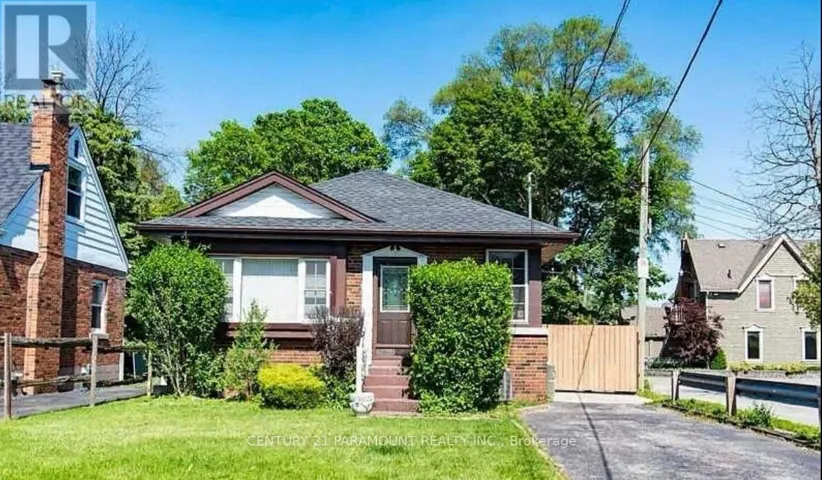 16 KINGSMOUNT STREET, Hamilton (Ainslie Wood), Ontario L8S3L3
