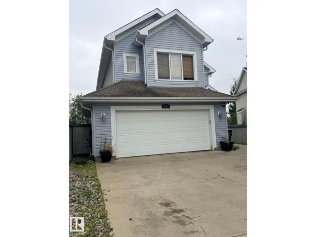 8715 11 AV SW, Edmonton, Alberta T6X1J5