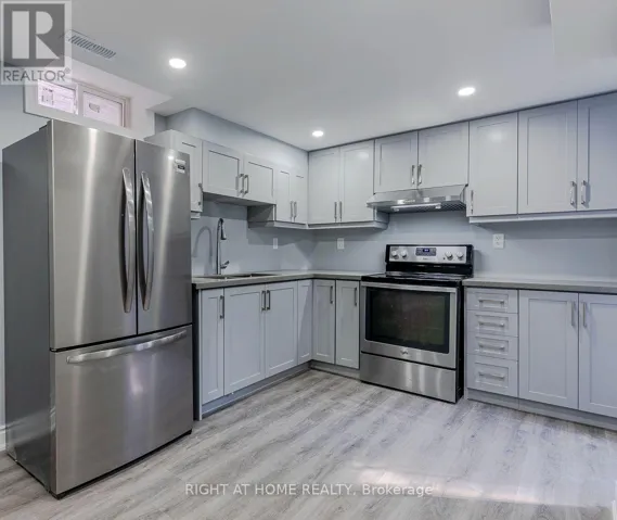 B - 99 PURCELL CRESCENT, Vaughan (Maple), Ontario L6A3C7