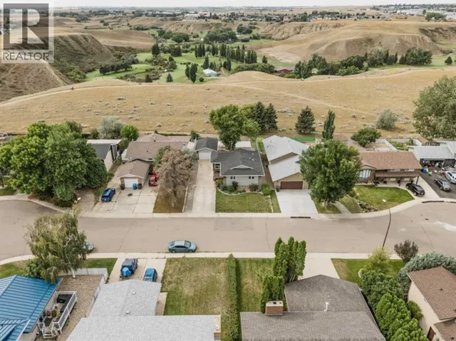 78 Seven Persons Crescent SW, Medicine Hat, Alberta T1B2A6
